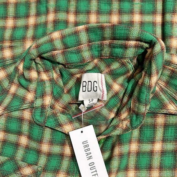 NEW UO BDG Brixton Button Down Flannel - Picture 4 of 8